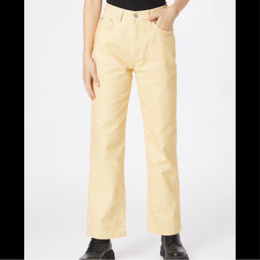 THE RAGGED PRIEST Solar Dad Jeans - Picture 2 of 5